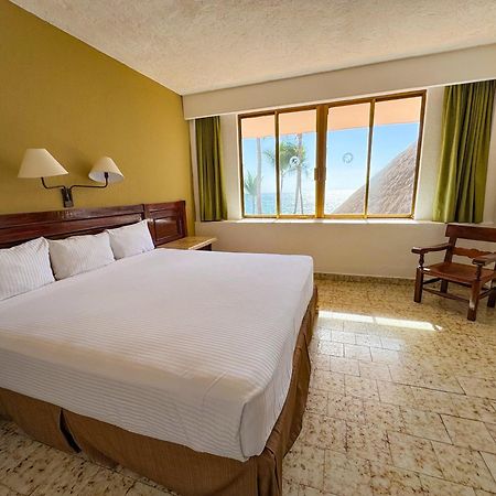 Las Palmas By The Sea All Inclusive Puerto Vallarta Exterior photo
