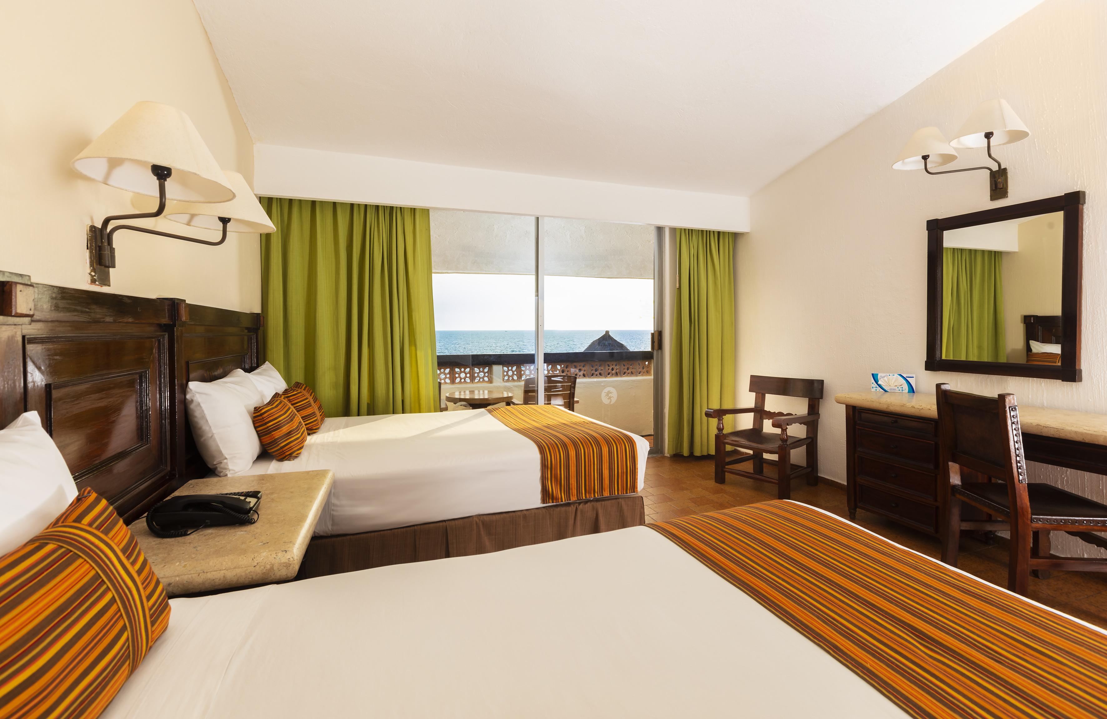 Las Palmas By The Sea All Inclusive Puerto Vallarta Exterior photo