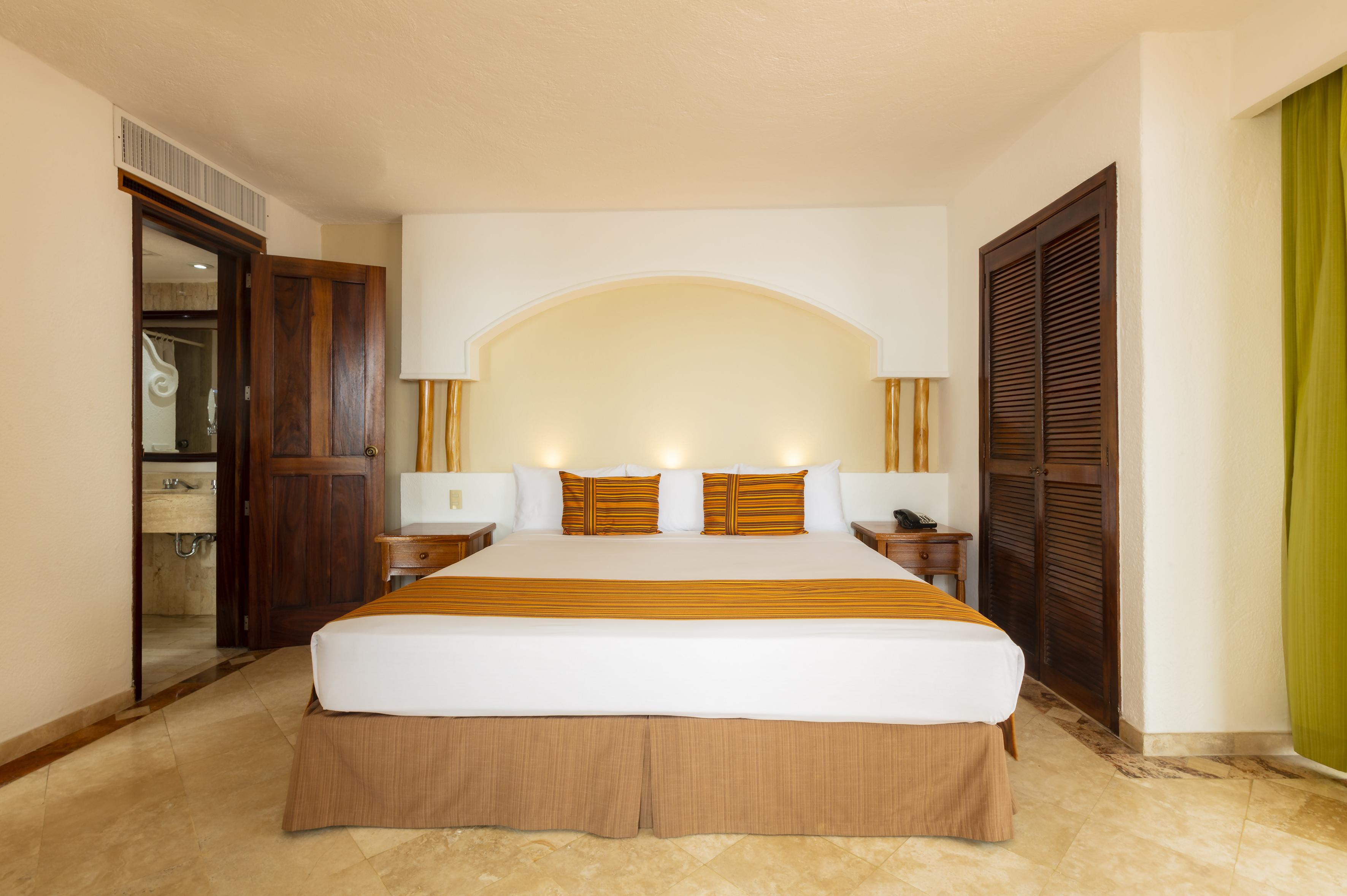 Las Palmas By The Sea All Inclusive Puerto Vallarta Exterior photo